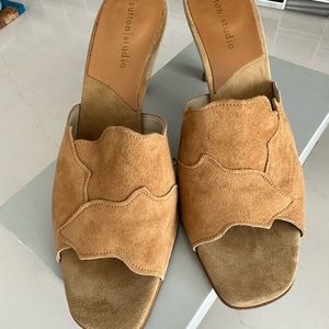 Women sandals